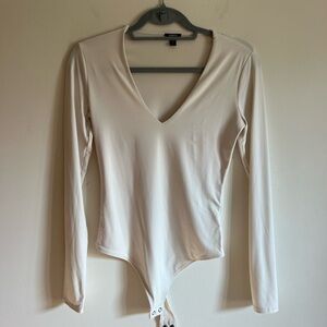Express | Long sleeve cream bodysuit- Like New